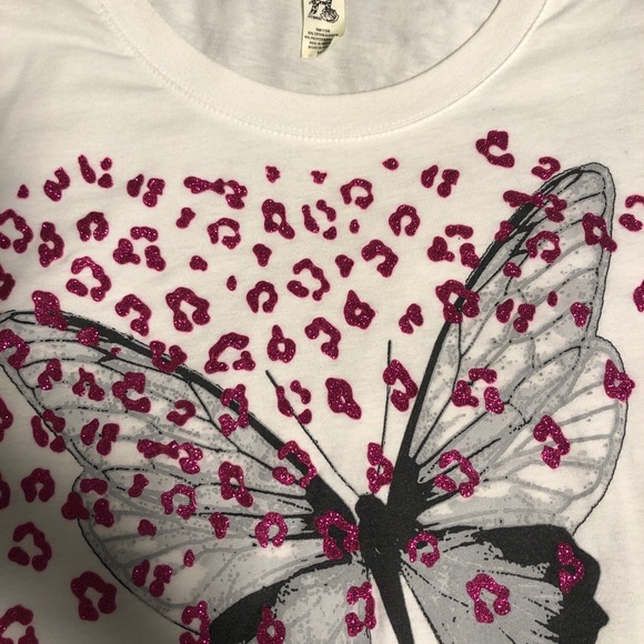 Hybrid Sz M top w/fushia/Pink spots & butterflies - Picture 3 of 12